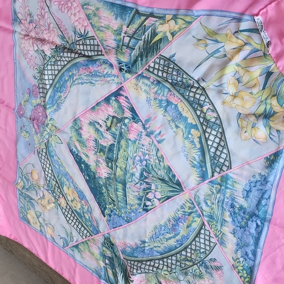 Original Rare 1989 Hermès Paris Silk Scarf “ Giverny” by Laurence Bourthoumieux - Picture 13 of 15